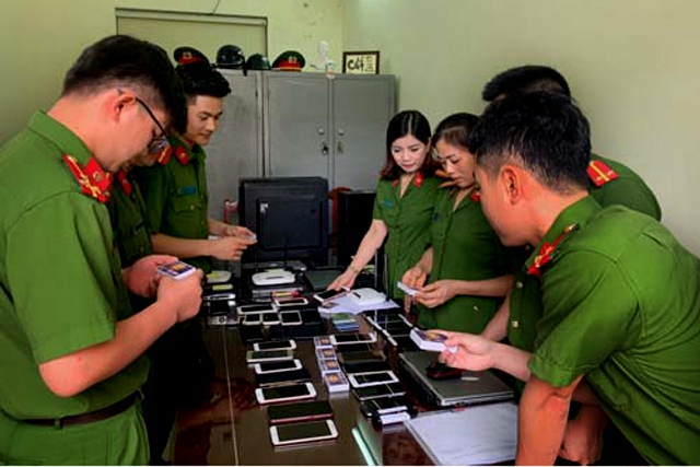 Triệt xóa đường dây đánh bạc qua mạng với số tiền giao dịch lên tới 4 000 tỷ đồng